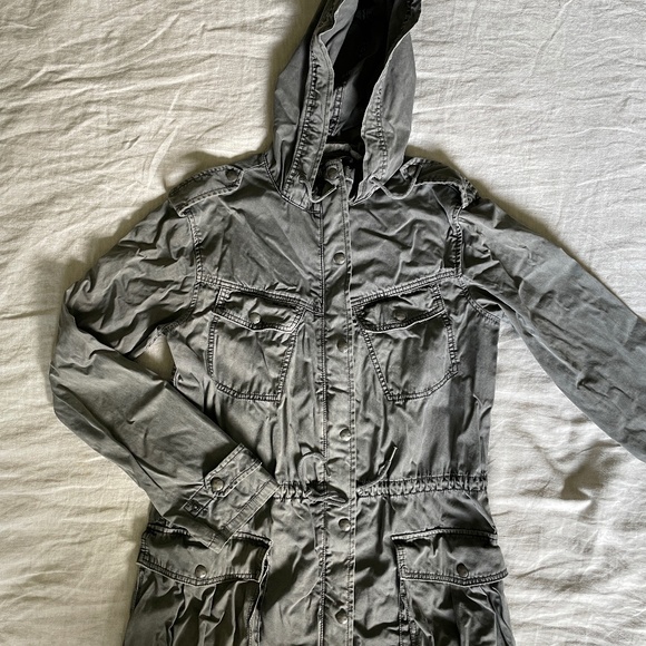 Aritzia Talula Trooper Jacket - Picture 1 of 2